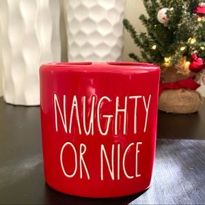 Rae Dunn NAUGHTY OR NICE Toothbrush holder Contain